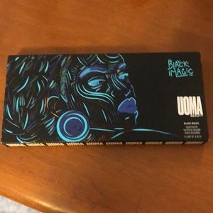 Uoma Beauty Black Magic pellet